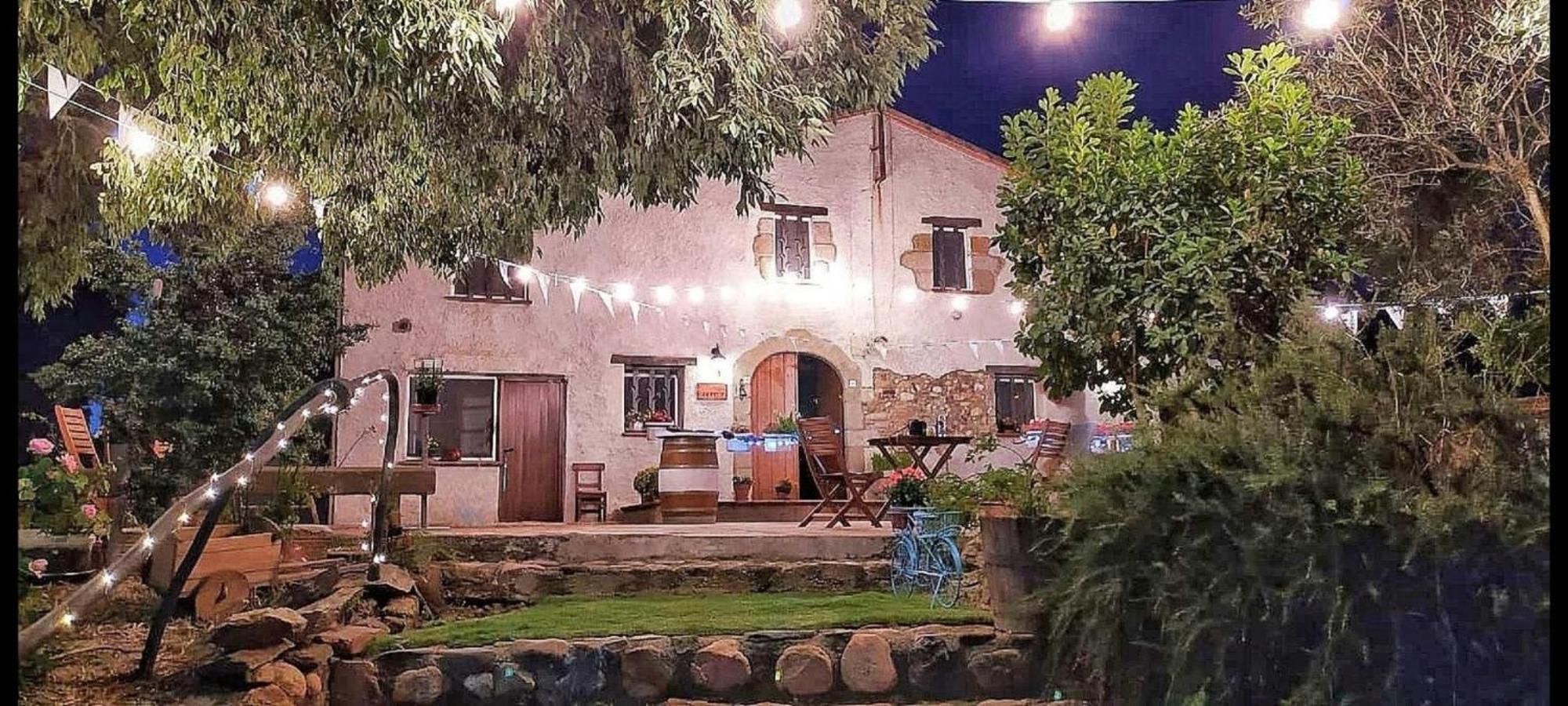 Masia Can Felip B&B Llinars del Valles Exterior foto