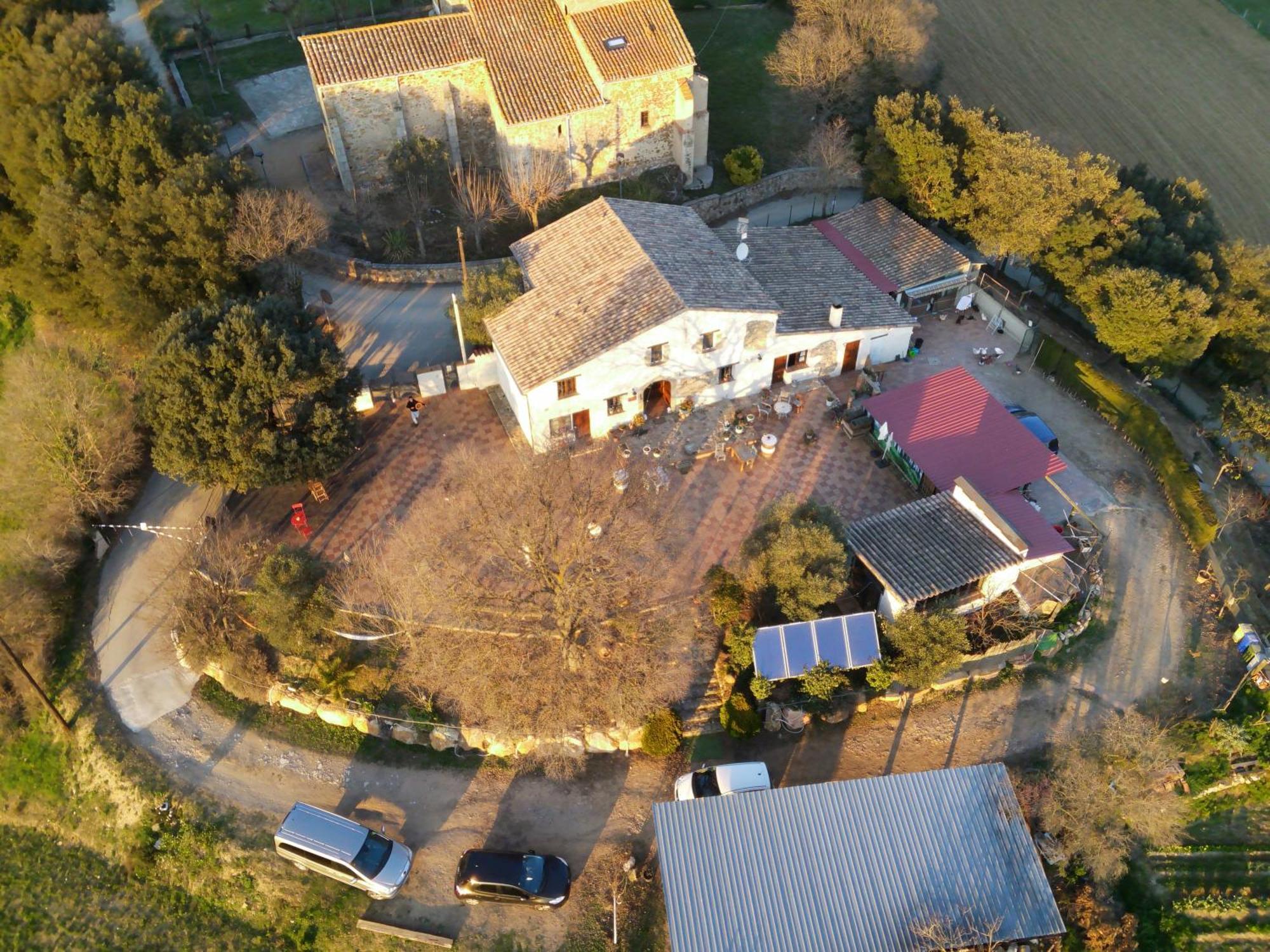 Masia Can Felip B&B Llinars del Valles Exterior foto