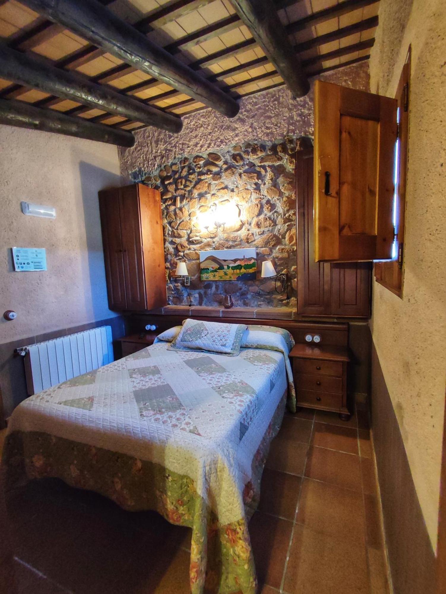 Masia Can Felip B&B Llinars del Valles Exterior foto