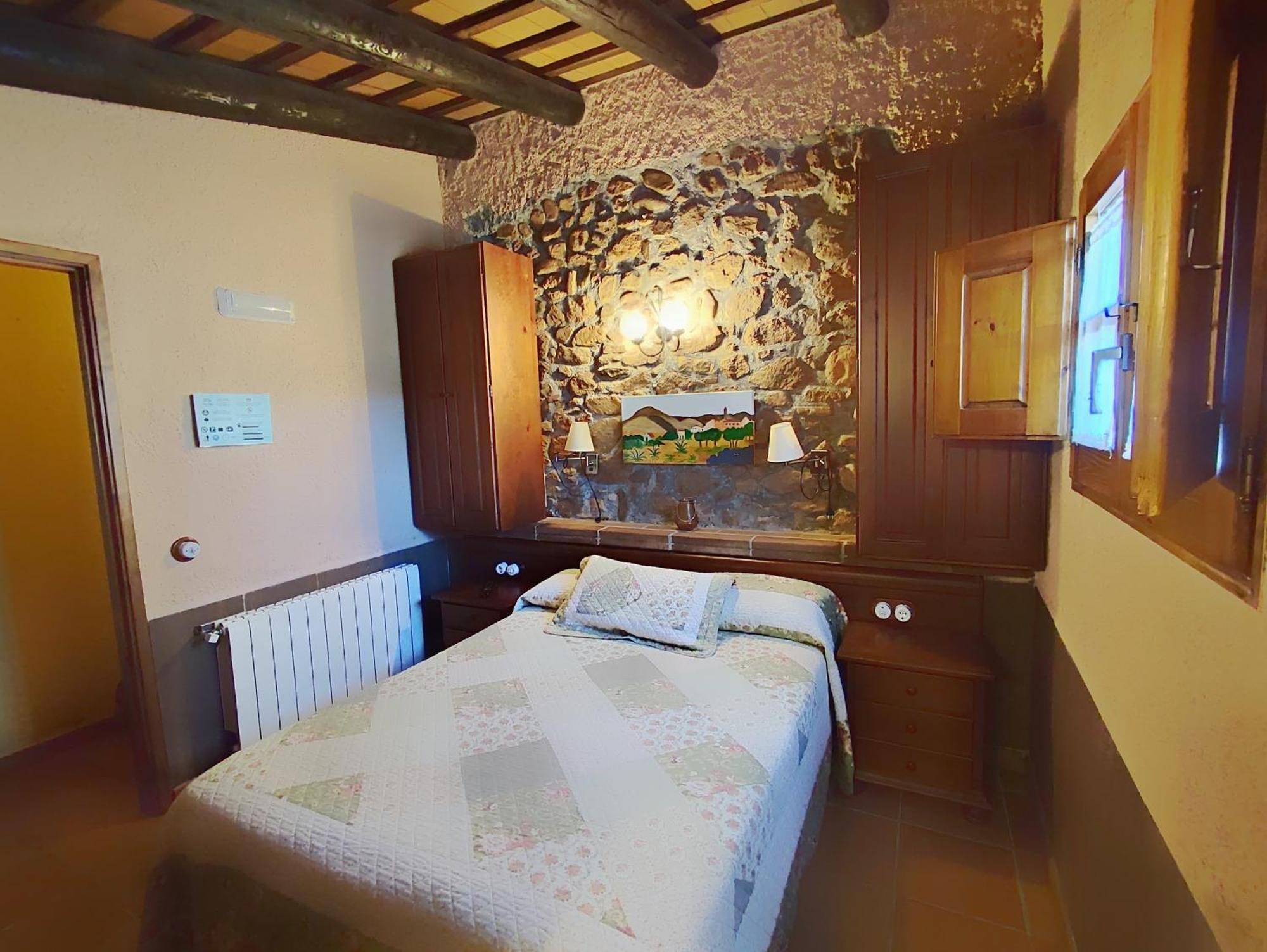 Masia Can Felip B&B Llinars del Valles Exterior foto
